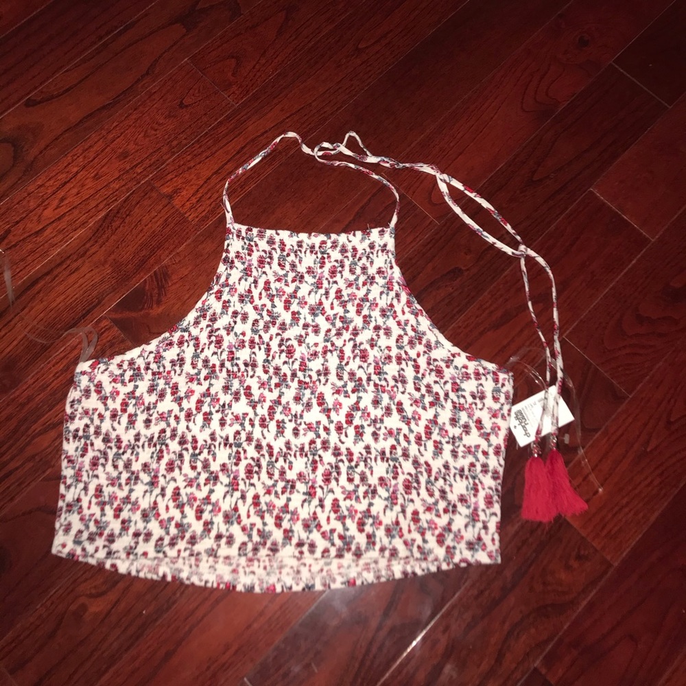 NWT floral cropped shirt